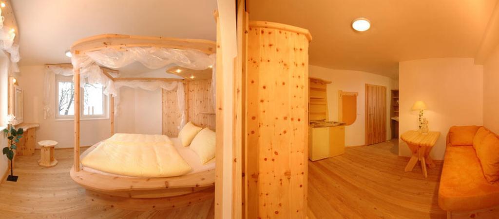 Bed & Breakfast Landhaus Strasser Зелль Номер фото