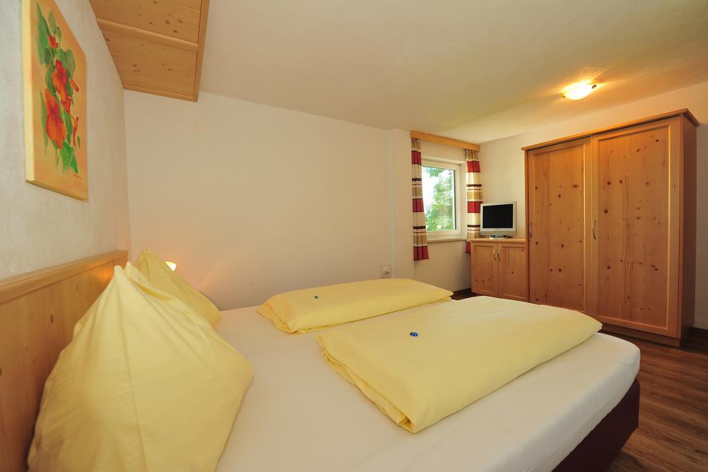 Bed & Breakfast Landhaus Strasser Зелль Екстер'єр фото