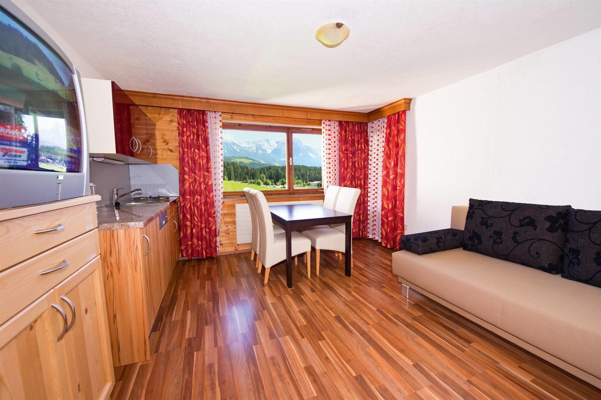 Bed & Breakfast Landhaus Strasser Зелль Екстер'єр фото